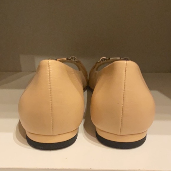 GUCCI TAN FLATS - Picture 6 of 11